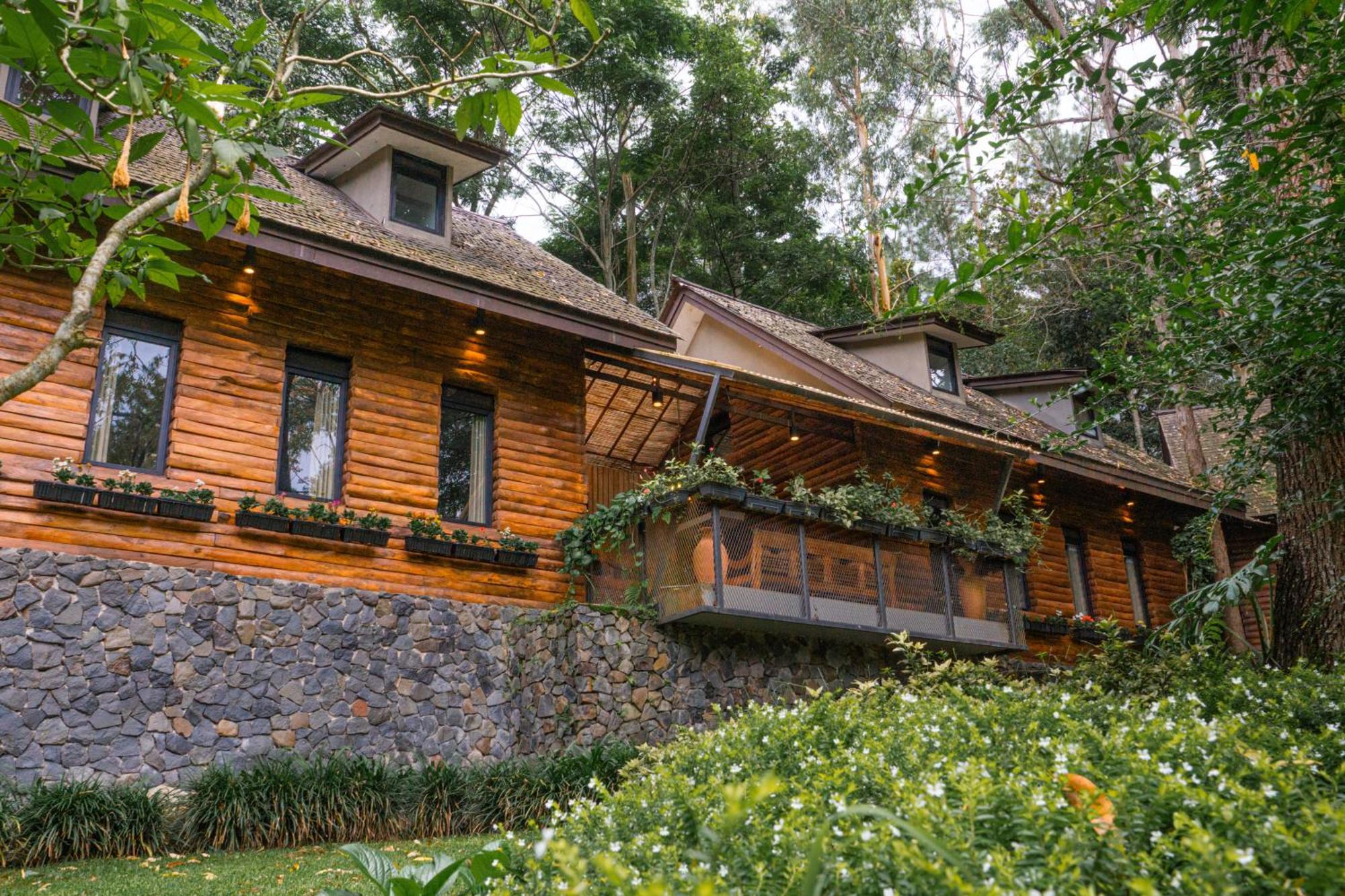 Taman Wisata Bougenville Malabar  Exterior photo